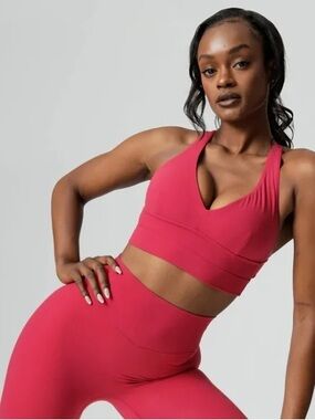 BUFFBUNNY Alpha Sports Bra